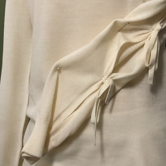 Banana Republic medium ivory sweter - Picture 4 of 9